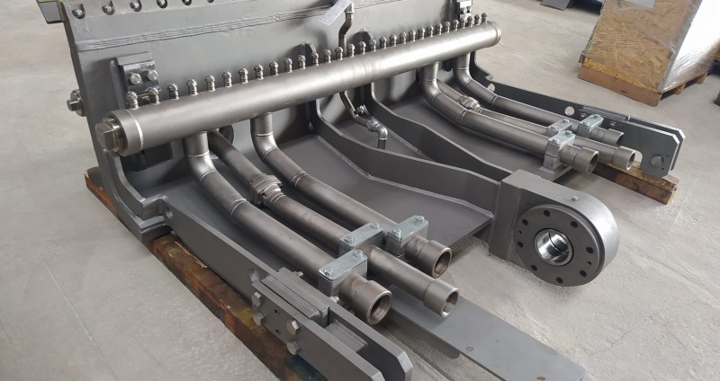 BOTTOM WR HEADER