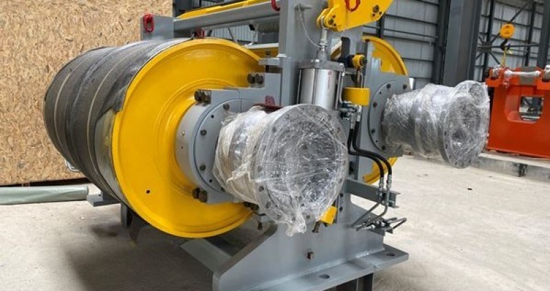 DEFLECTOR PINCH ROLL